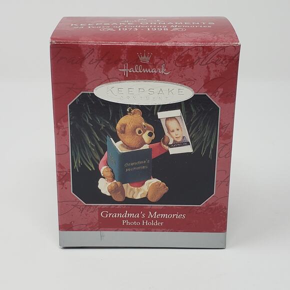 1998 Hallmark Grandma's Memories Photo Holder Keepsake Handcrafted Ornament - Picture 1 of 9